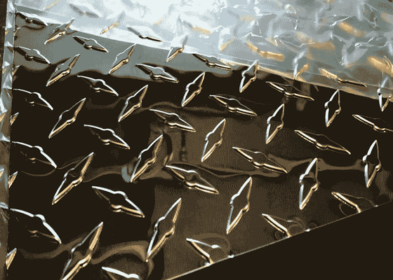 중국 산업 순수한 알루미늄은 종이로 판/1050 1100 알루미늄 장을 체크 무늬 협력 업체