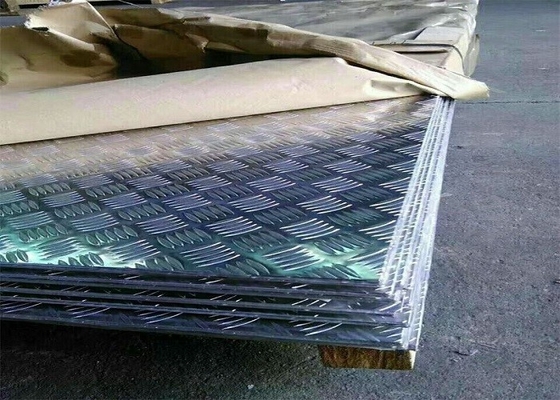 중국 바닥 깔개를 위한 저항 알루미늄 체크 무늬 장/알루미늄 마루 장을 미끄러지십시오 협력 업체